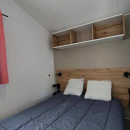 Camping Les Mancellieres Avrille  Room photo