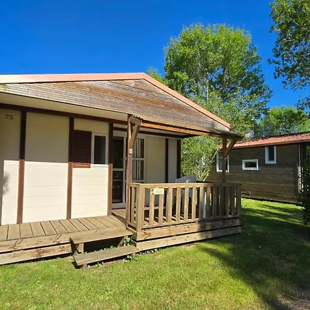 Camping Les Mancellieres Avrille  Exterior photo